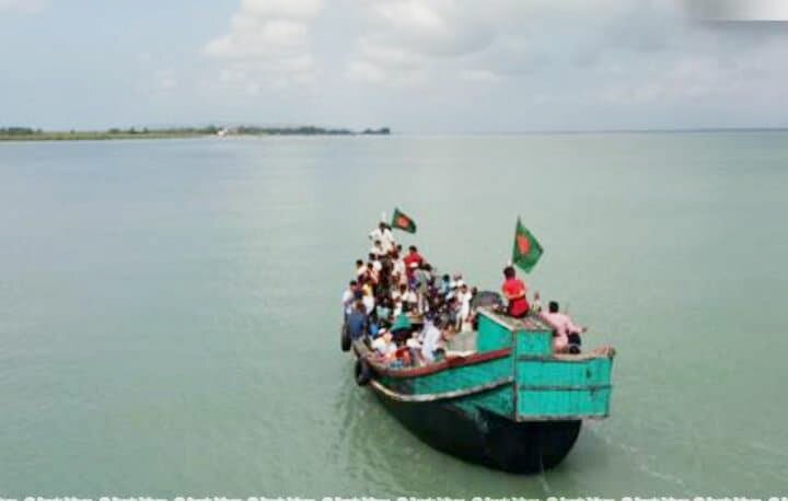 Boat sank 1 people die and 1 people injured in Kutubdia